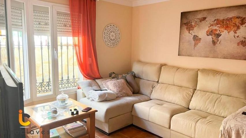 Adosada en venta en Algeciras, San Bernabé photo 0