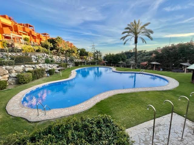 Piso en venta en Marbella, Urb. Reserva de Marbella, 29604 photo 0