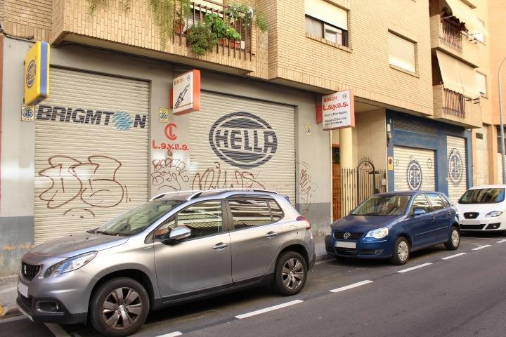 Local comercial en venta en Gandia, Gandia photo 0