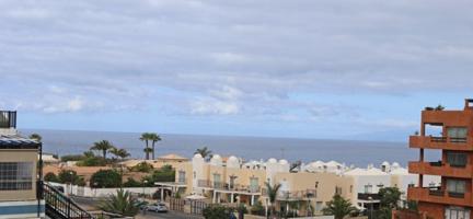 Apartamento en venta en Arona, Palm Mar photo 0