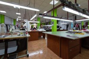 Local comercial en venta en Torrent, Ermita photo 0