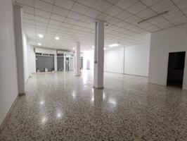 Local comercial en venta en Elche, La hoya photo 0