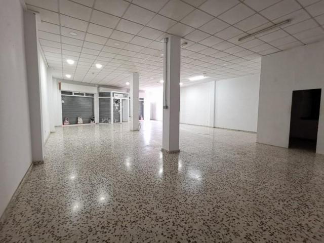 Local comercial en venta en Elche, La hoya photo 0