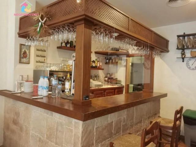 Local comercial en venta en San Roque, Guadiaro photo 0