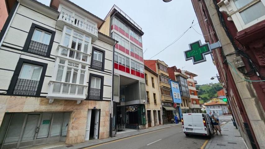 Edificio en venta en Tineo, Tineo photo 0
