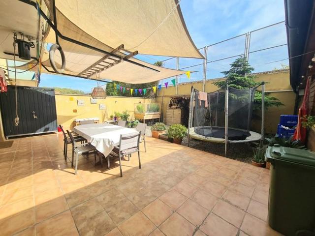 Piso en venta en Salt, Barri Vell photo 0