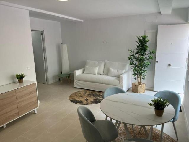 Piso en venta en Puerto de la Cruz, Avenida Venezuela, 38400 photo 0