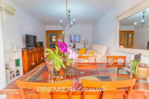 Piso en venta en Alicante, Carolinas Altas photo 0