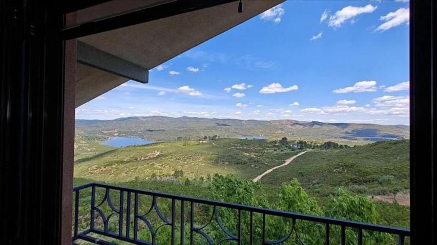 Chalet en venta en Yátova, Yátova photo 0