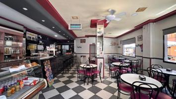 Local comercial en venta en Carlet, Avenida del sur photo 0