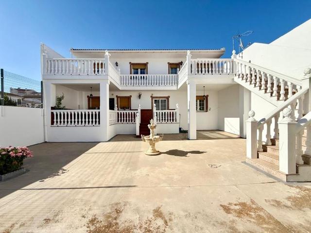 Casa en venta en Zafarraya photo 0