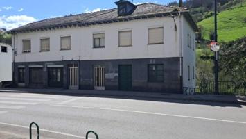 Casa en venta en Cangas del Narcea, Leitariegos photo 0