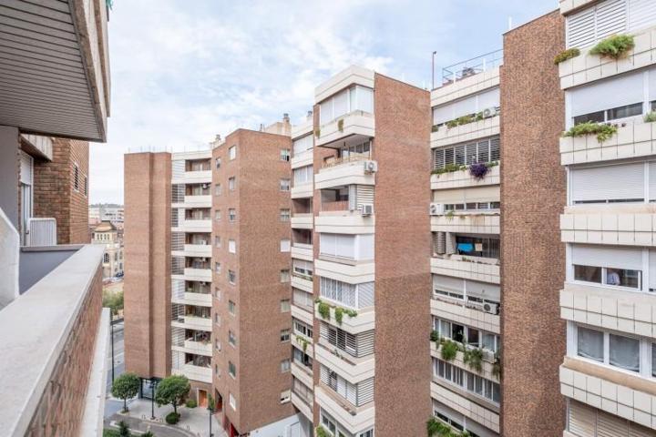 Piso en venta en Zaragoza, Doctor Cerrada photo 0