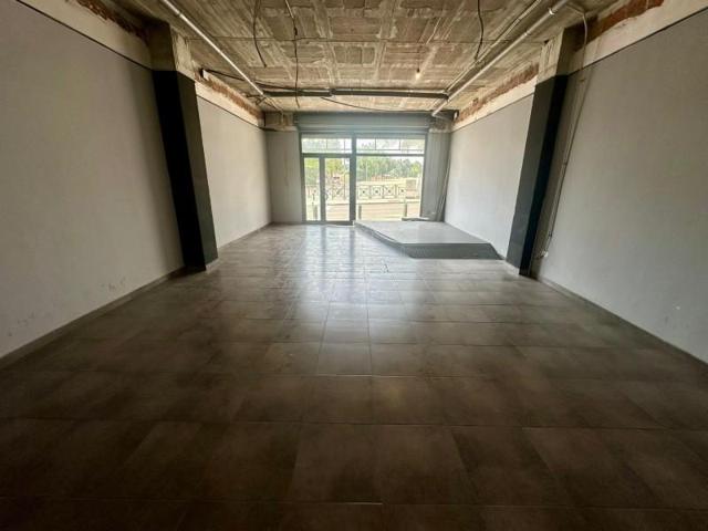 Local comercial en venta en El Vendrell, El tancat photo 0