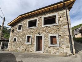 Chalet en venta en Proaza, Northern spain photo 0