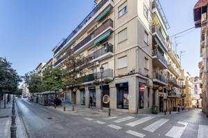 Piso en venta en Granada, Realejo photo 0