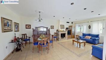 Chalet en venta en Bonete, Castilla la mancha photo 0