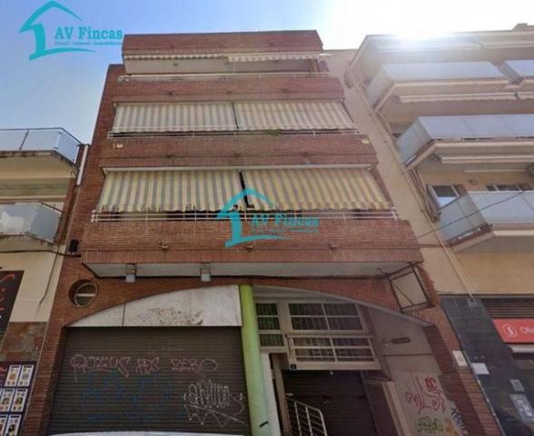 Local comercial en venta en Viladecans, Viladecans photo 0