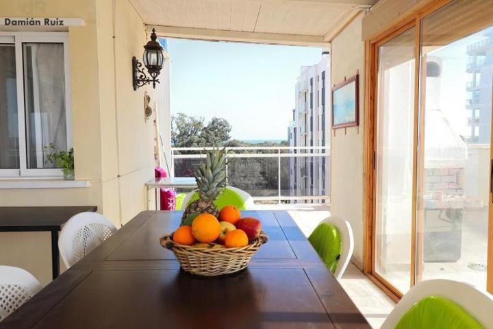 Apartamento en venta en Guardamar del Segura, Avenida del puerto photo 0