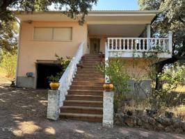 Chalet en venta en Hontoba, El mirador de hontoba photo 0