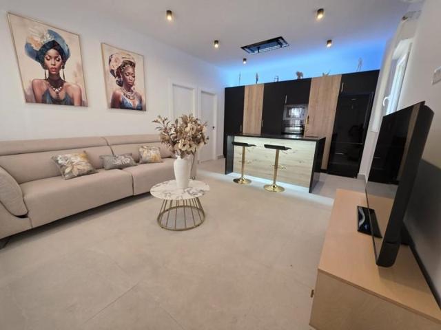 Apartamento en venta en Fuengirola, Torreblanca del Sol photo 0