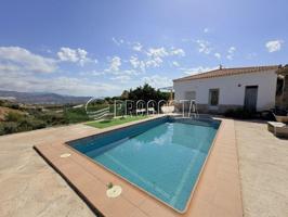 Casa en venta en Molvízar photo 0