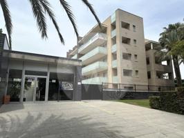 Apartamento en venta en Salou photo 0