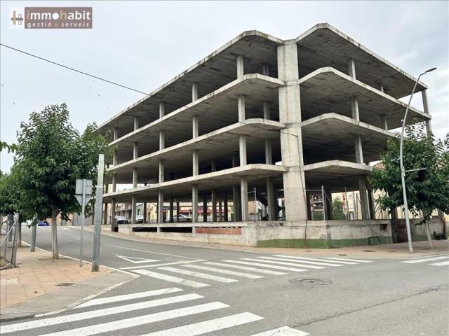 Edificio en venta en Alcarràs, Devesa 1 photo 0