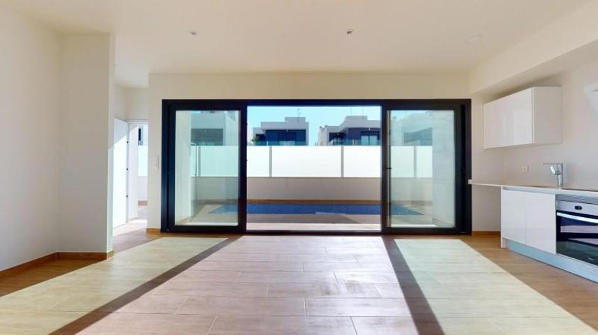 Bungalow en venta en San Pedro del Pinatar, Las esperanzas photo 0