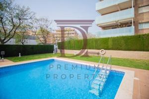 Piso en venta en Salou, Centro photo 0