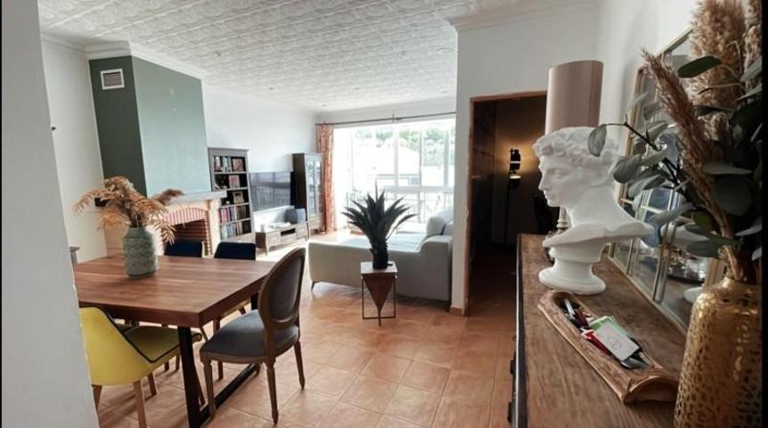 Piso en venta en Utrera, Centro photo 0