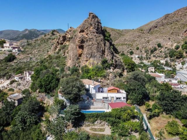 Casa con terreno en venta en Macael, CENTRO photo 0