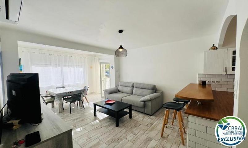 Apartamento en venta en Roses, Salatar photo 0