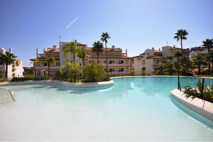Apartamento en venta en Mijas, La Cala de Mijas photo 0