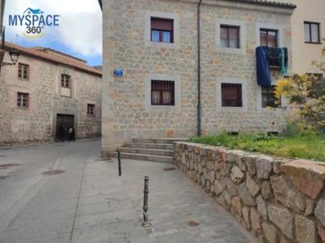 Casa en venta en Ávila, Centro photo 0