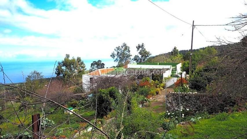 Casa con terreno en venta en Icod de los Vinos, Tenerife North photo 0