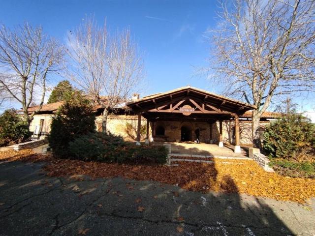 Local comercial en venta en Chozas de Abajo, Quintana De Raneros photo 0