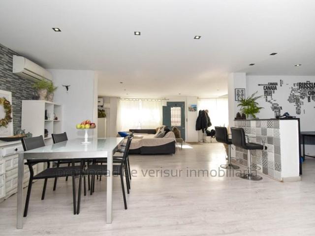 Adosada en venta en Águilas photo 0