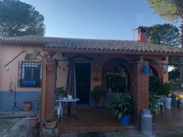 Casa con terreno en venta en Córdoba, Trassierra photo 0
