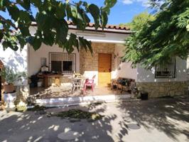 Chalet en venta en Alzira photo 0