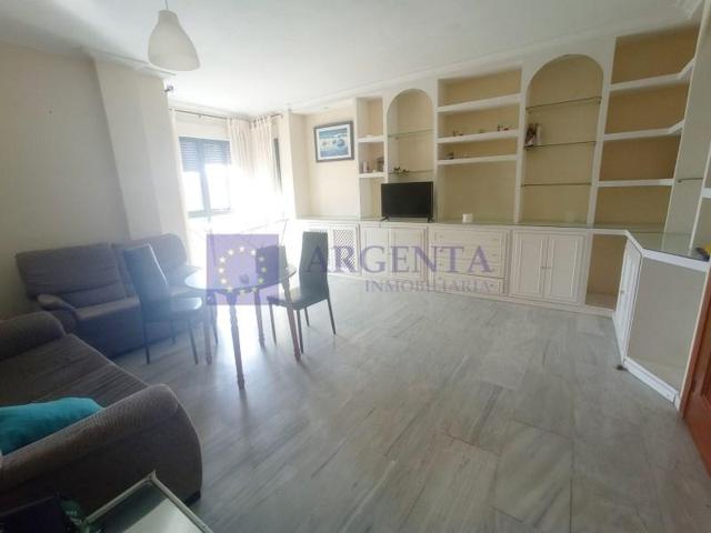 Piso en venta en Cáceres photo 0