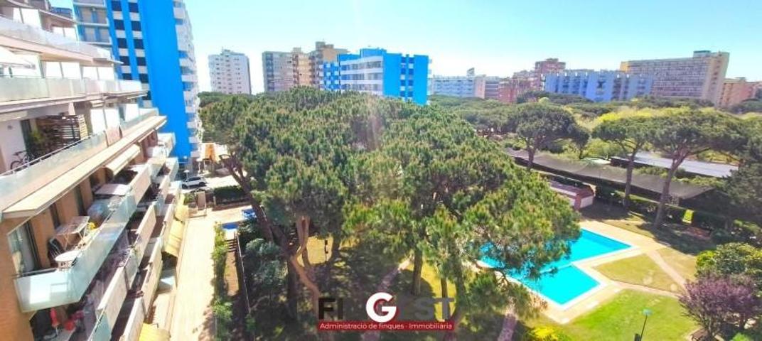 Piso en venta en Blanes, Els Pins photo 0