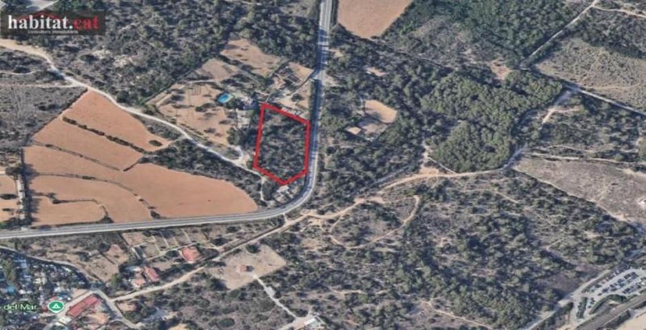 Terreno en venta en Vilanova i la Geltrú, L'Aragai photo 0