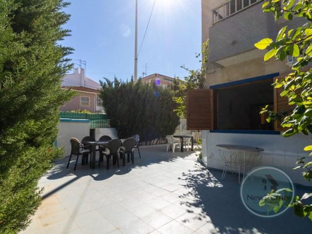 Chalet en venta en Santa Pola photo 0