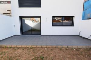 Planta baja en venta en Cubelles, SUD SUMELLA photo 0