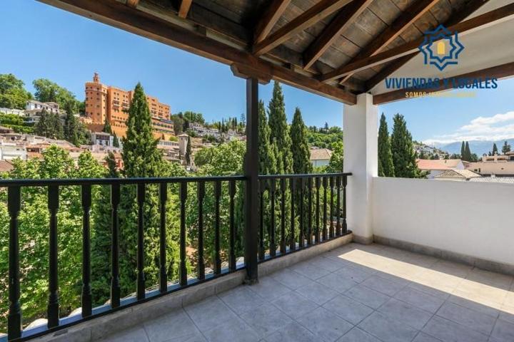 Piso en venta en Granada, Realejo photo 0