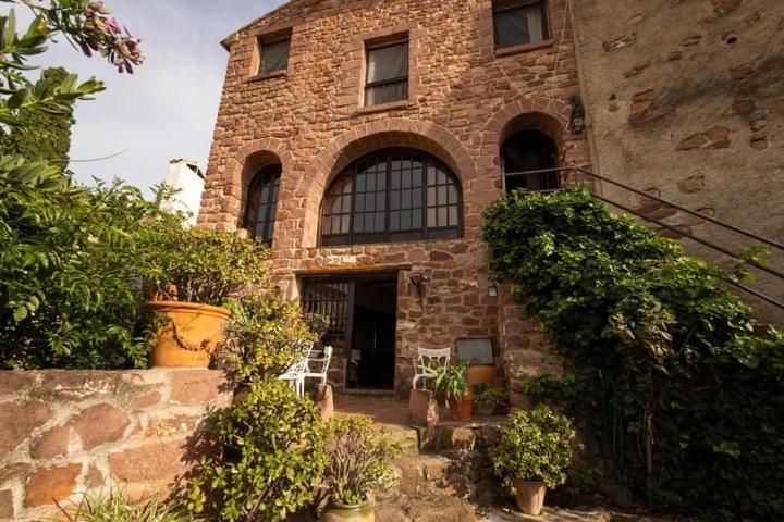 Casas de pueblo en venta en Vilafamés, Comunidad valenciana photo 0