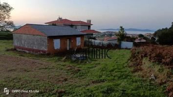 Casa en venta en Nigrán, Priegue photo 0