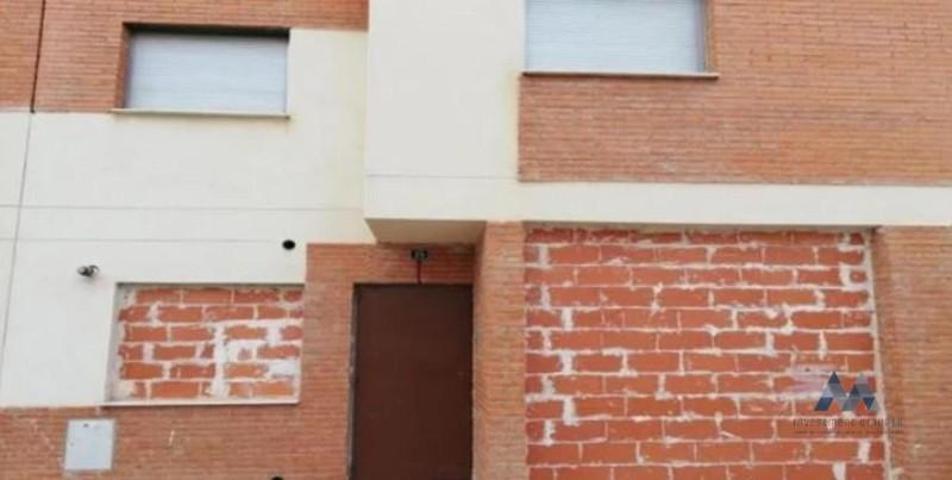 Edificio en venta en Malagón, Calle Claudio García Quilón, 13420 photo 0