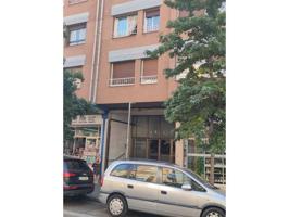 Local comercial en venta en Mataró photo 0